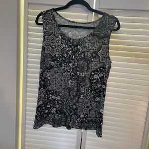 Croft & Barrow Gray and White Tank Top